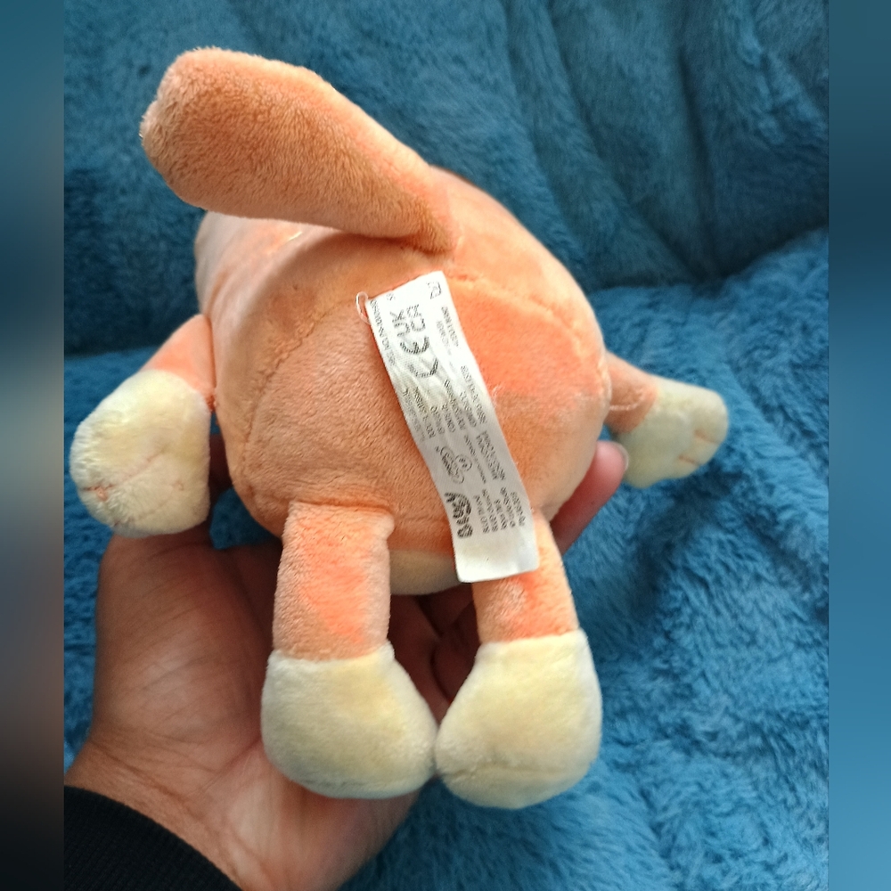 Bluey Mum Chilli 9" Lovey Plush Toy Preschool Ages 3+ Australian Cattle Dog pup - Picture 7 of 12